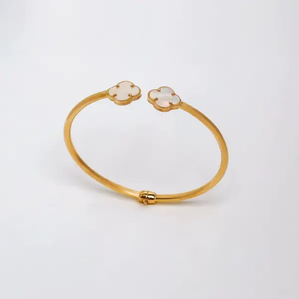 14K Yellow Gold White Clover Bracelet